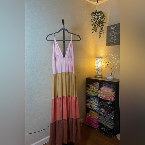 Gorgeous Multi Color Tiered Boho Maxi Dress - Picture 8 of 8